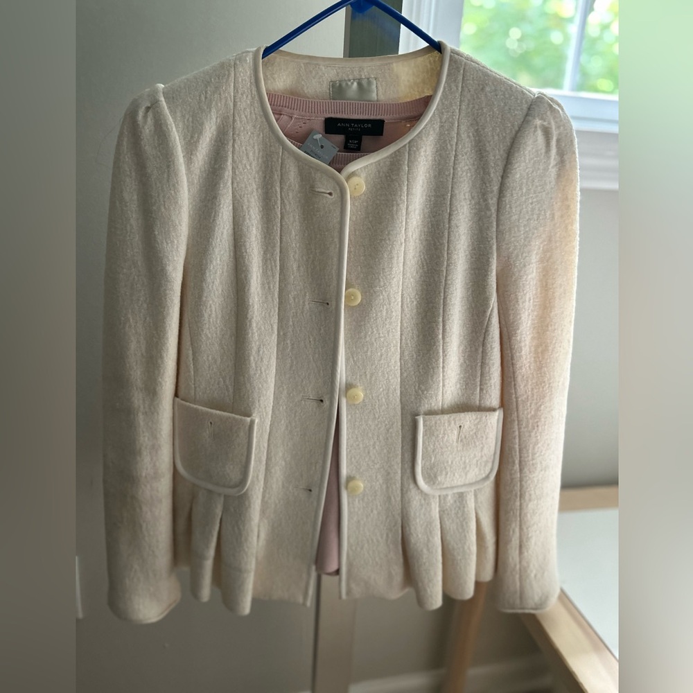 Anthropologie Elevenses Pleated Blazer Size 0